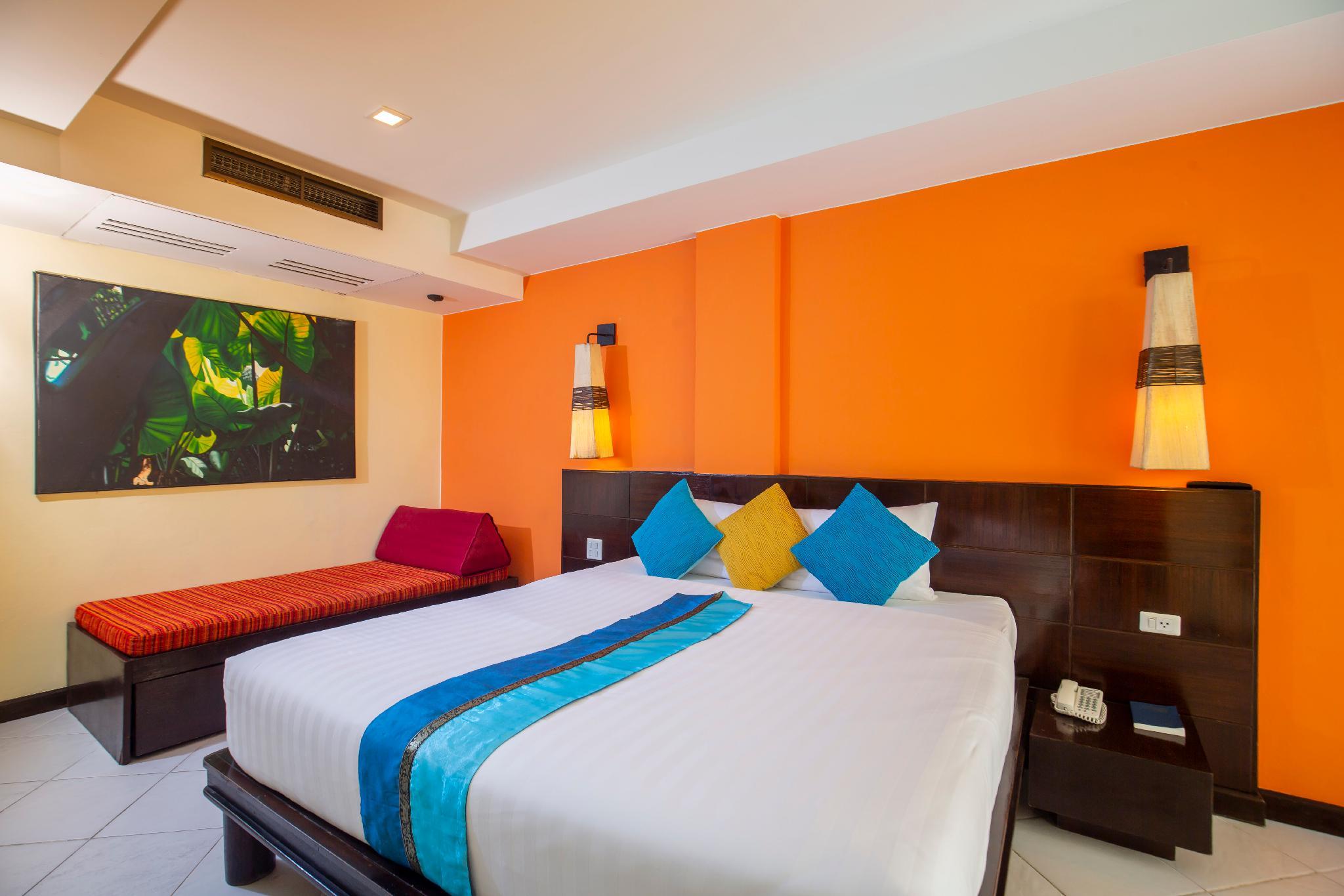 Woovo Phuket Kata Hotel Luaran gambar
