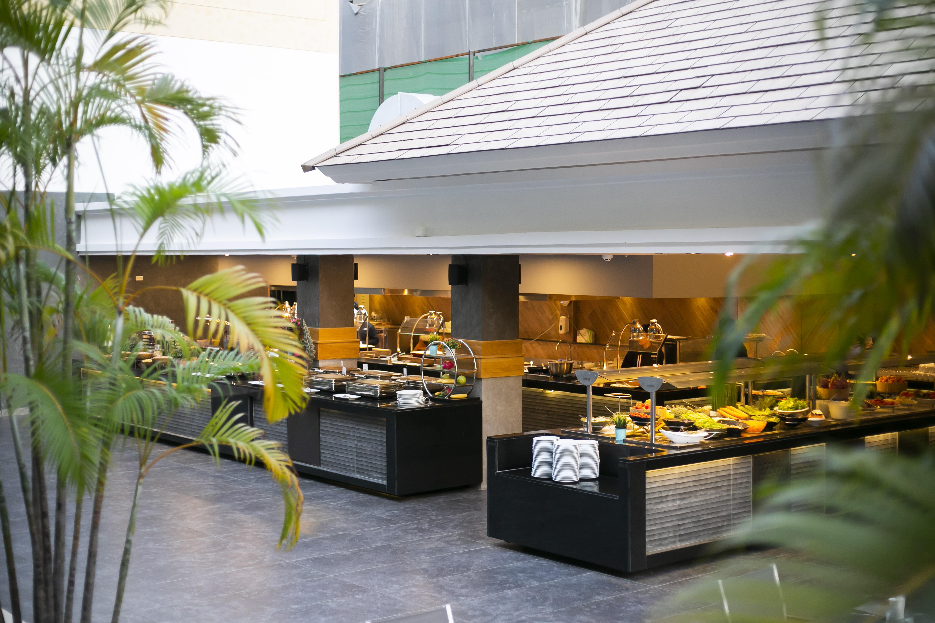 Woovo Phuket Kata Hotel Luaran gambar
