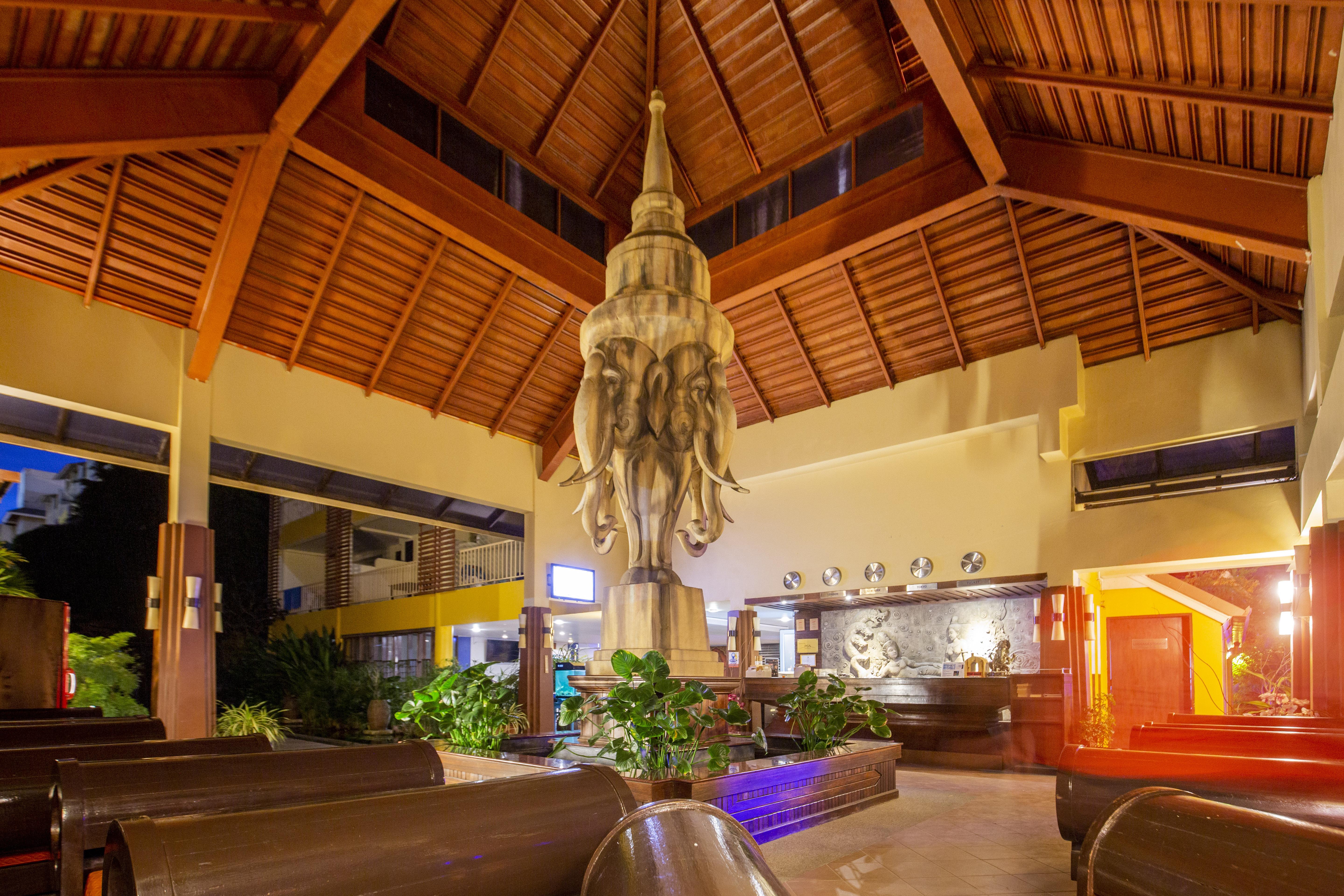 Woovo Phuket Kata Hotel Luaran gambar