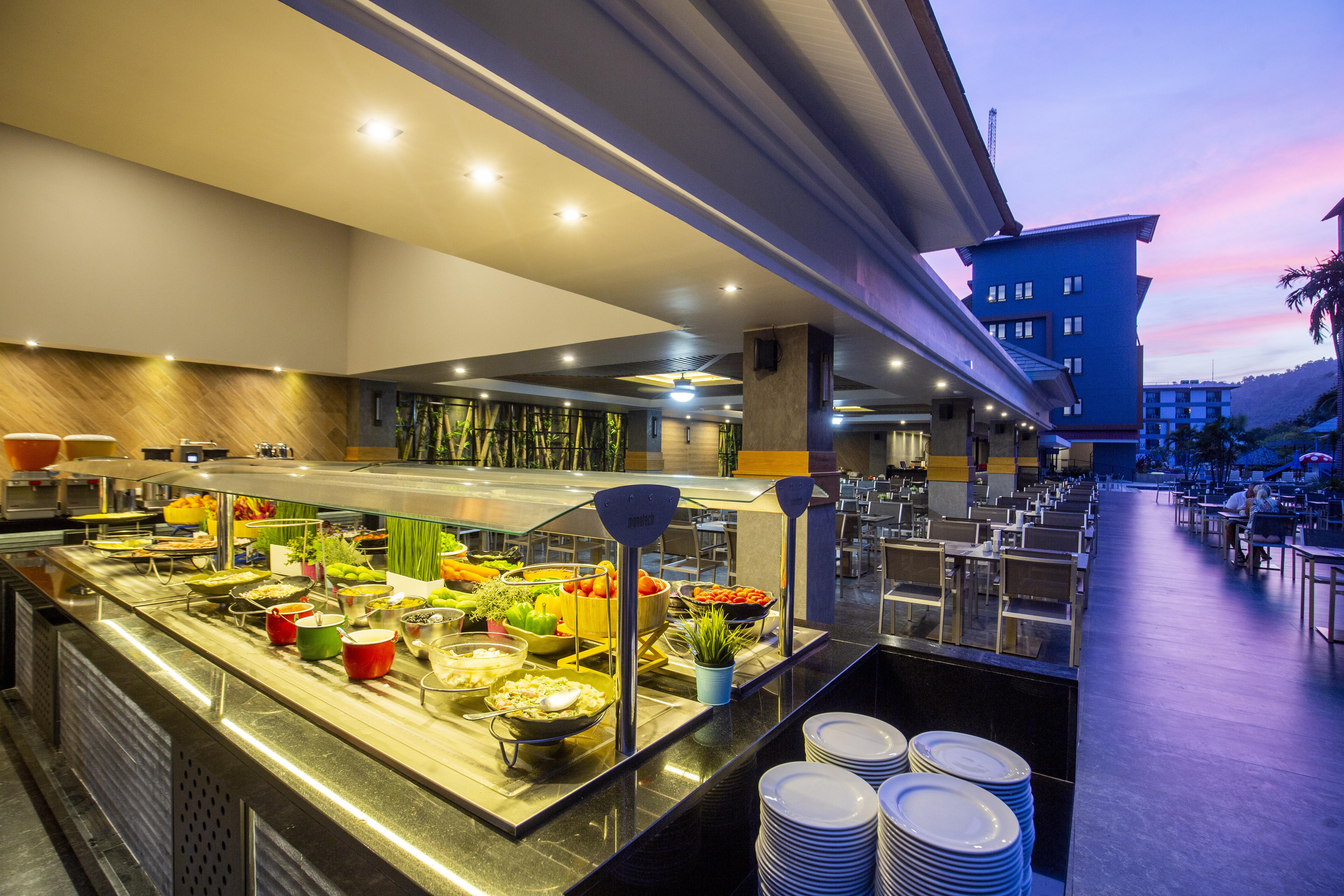 Woovo Phuket Kata Hotel Luaran gambar