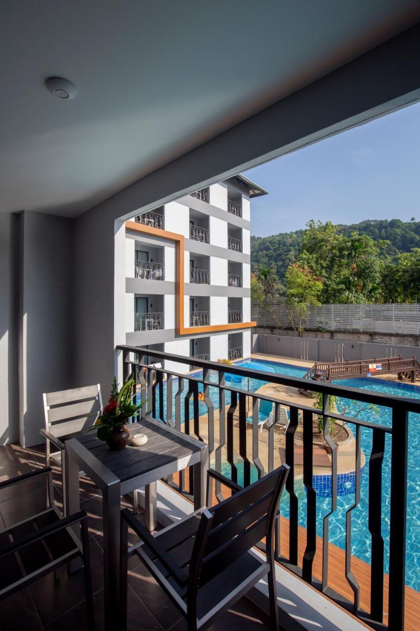 Woovo Phuket Kata Hotel Luaran gambar