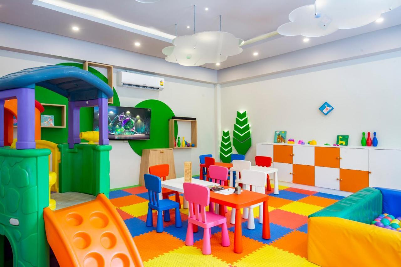 Woovo Phuket Kata Hotel Luaran gambar